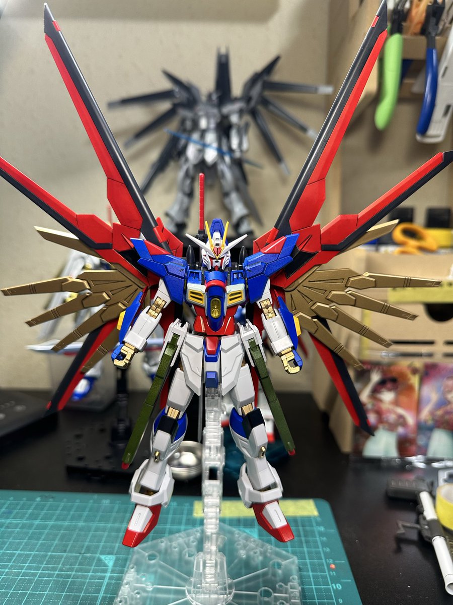 どんチキ tweet media