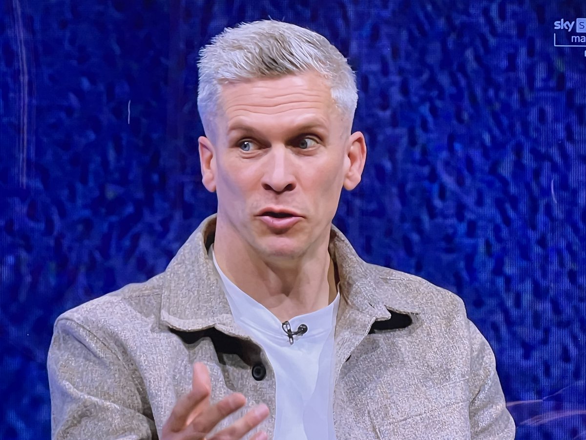 Yvonne M tweet media