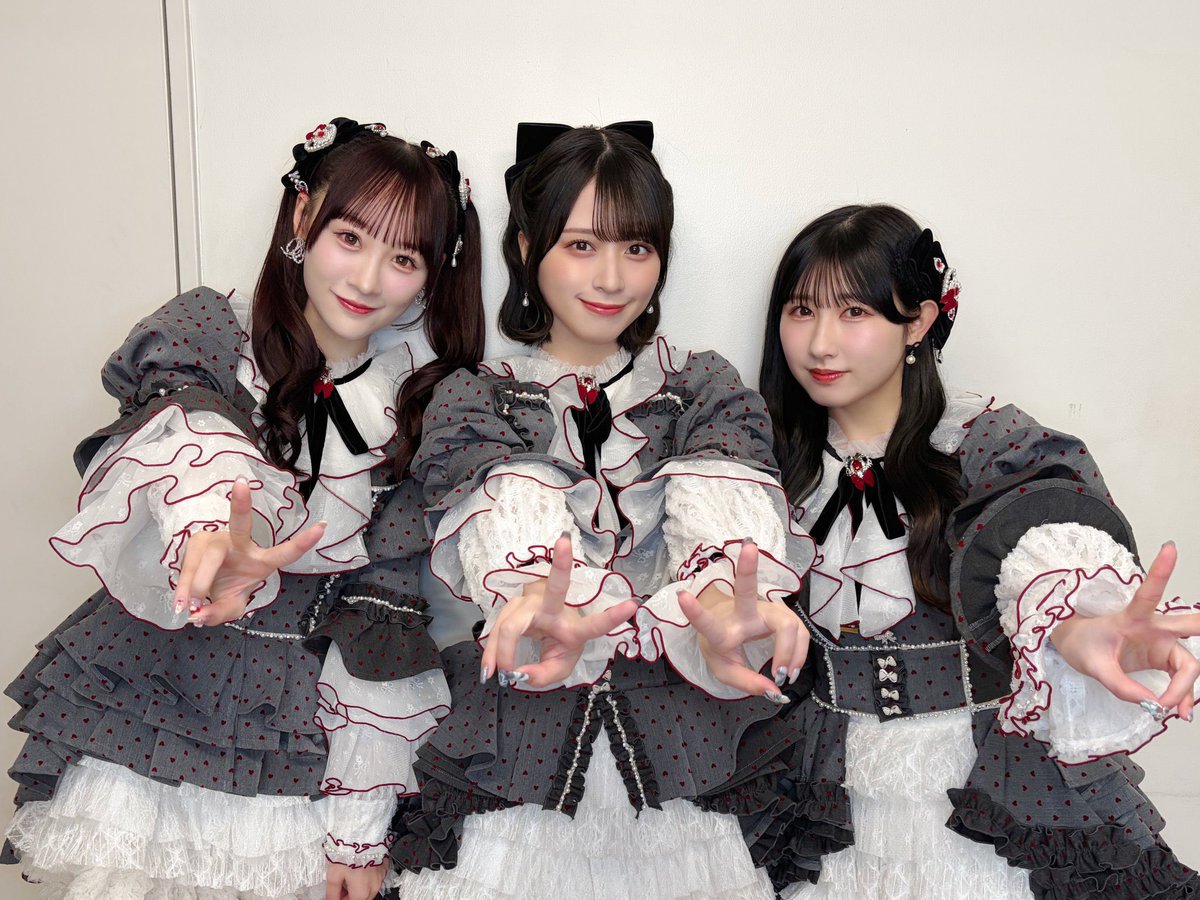 oもえo tweet media