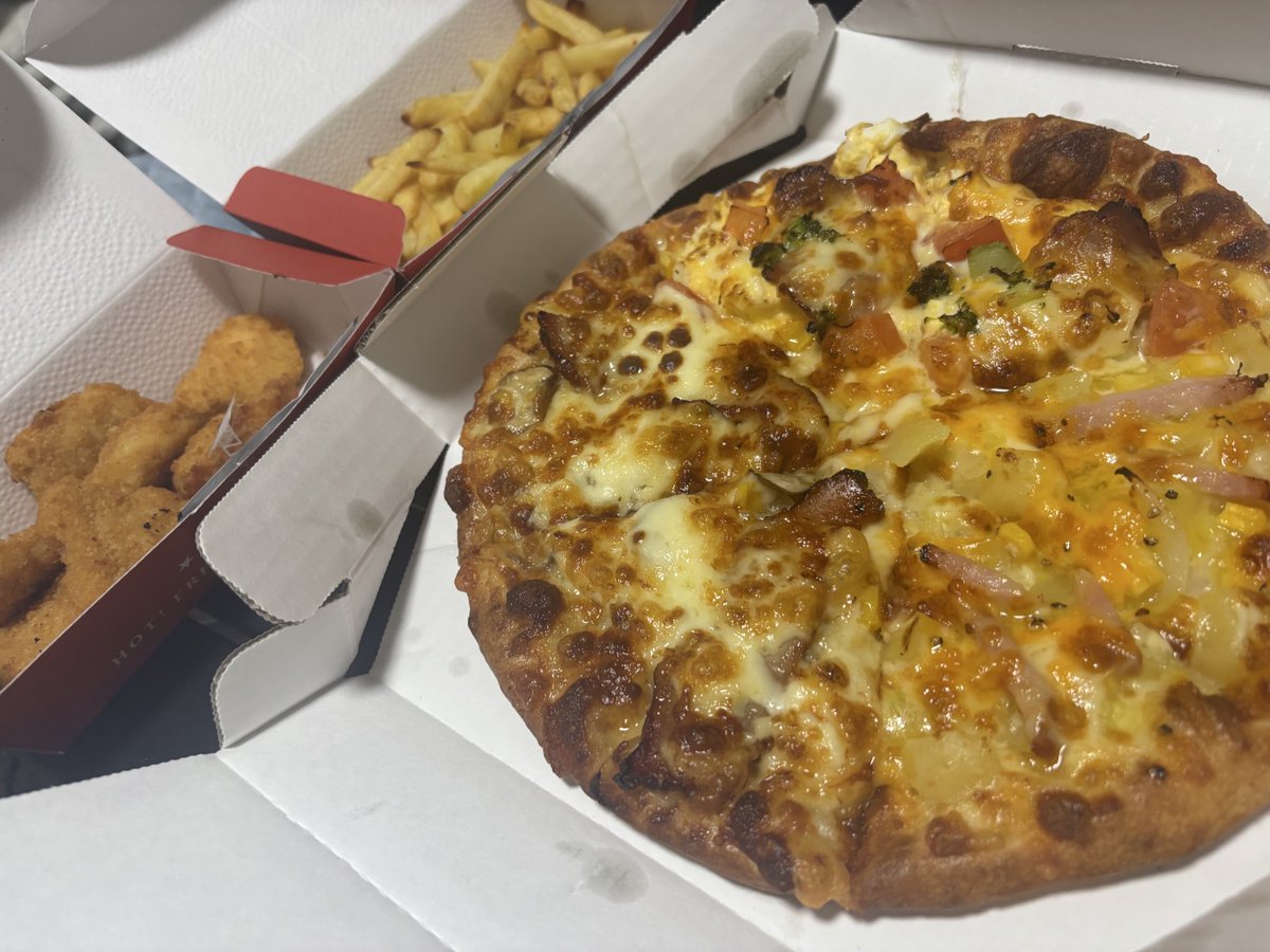 白井さんです tweet media