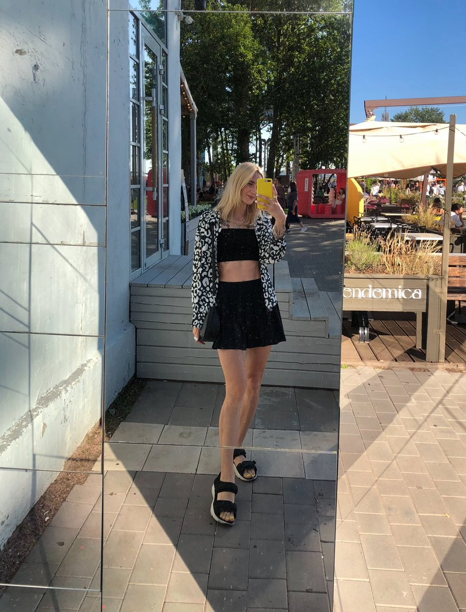 Tonia Smelova ❥ tweet media