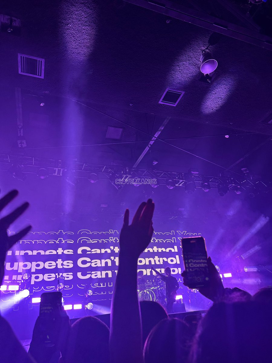 🍀 met taka! is seeing day6 tweet media