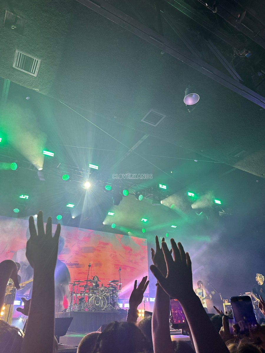 🍀 met taka! is seeing day6 tweet media