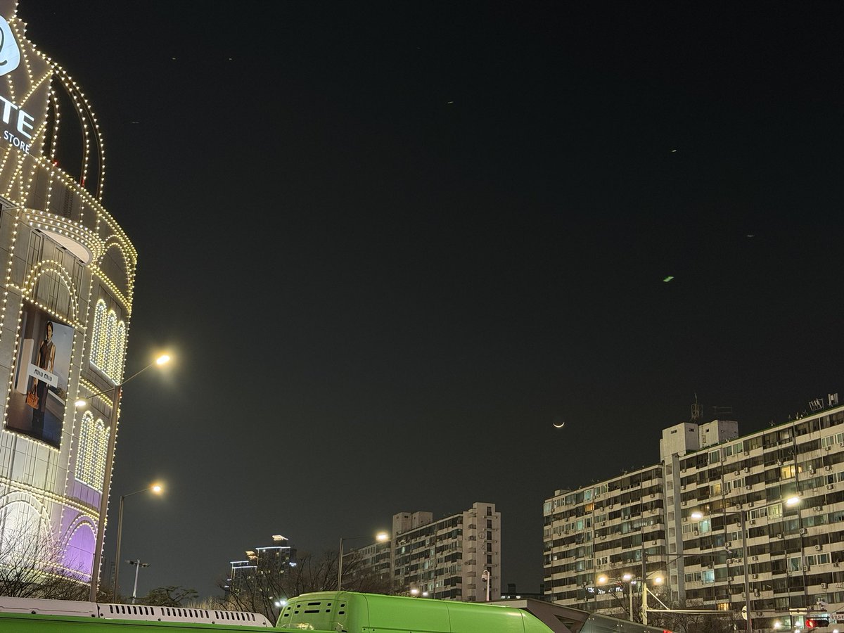 피자머신ピザマシン tweet media