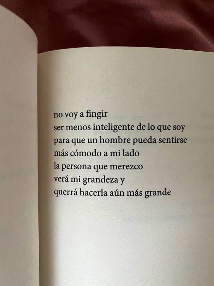 Cementerio De Libros tweet media