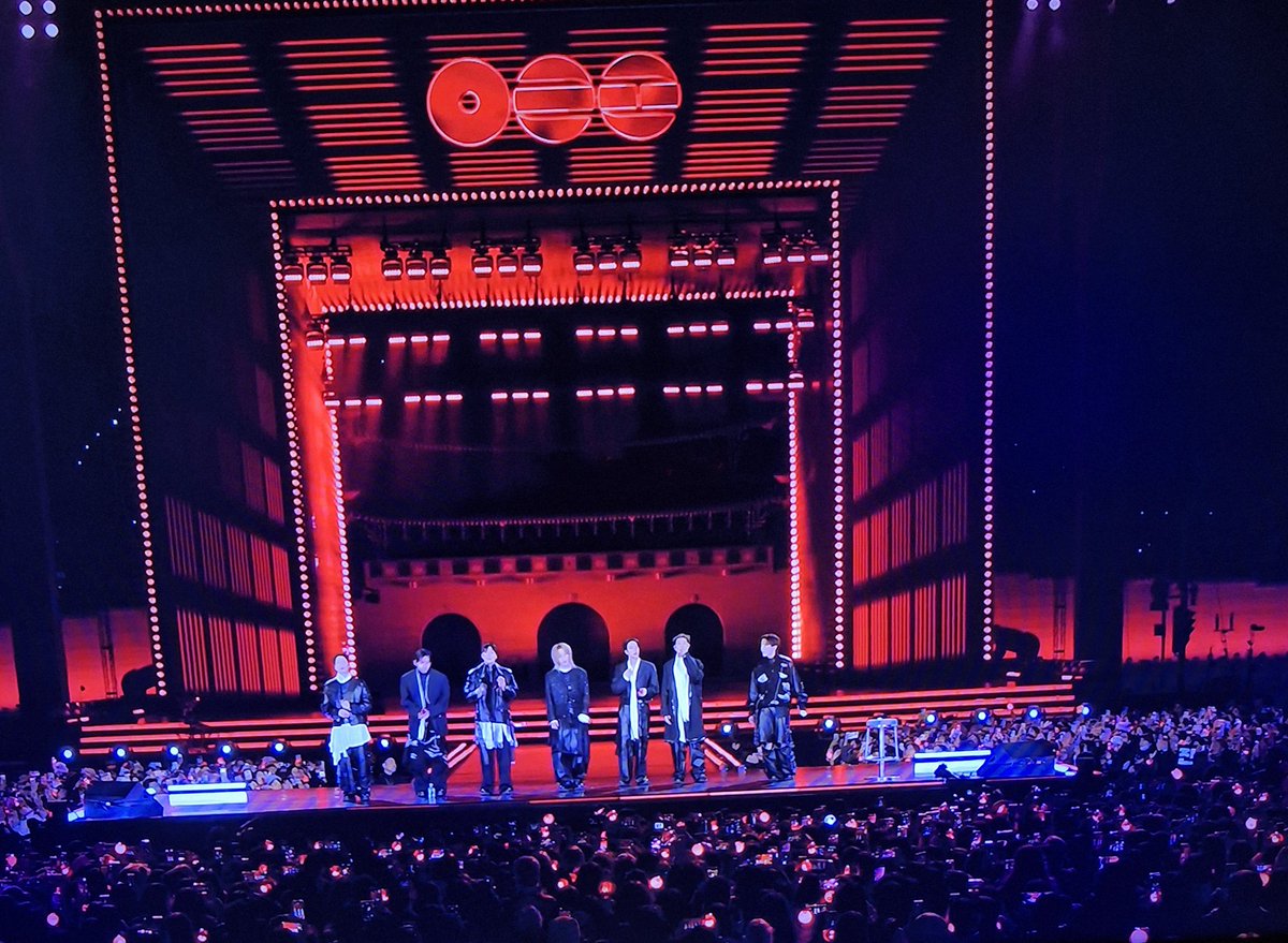stayalivejksg's tweet photo. PARA UN DESCANSO, COMO ESTAMOS CON LAS PRIMERAS PRESENTACIONES DEL CONCIERTO DE BTS? YO ESTOY QUE WOW, IMPRESIONADA!! 

BTS THE COMEBACK LIVE 
BTS LIVE ON NETFLIX 
#BTSLive          
#BTSLiveOnNetflix https://t.co/yajtPPxJEq