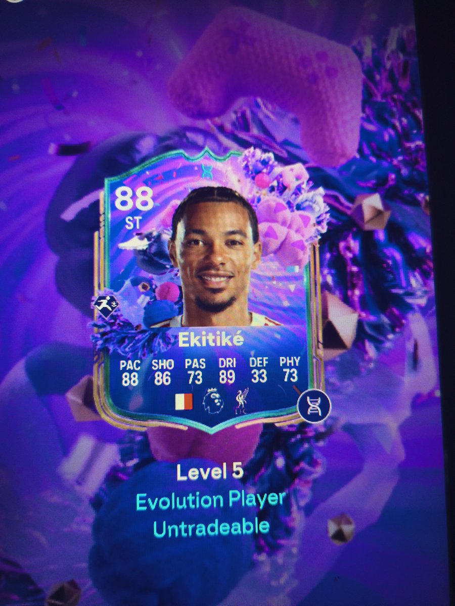 Cam 🟥⬛ tweet media