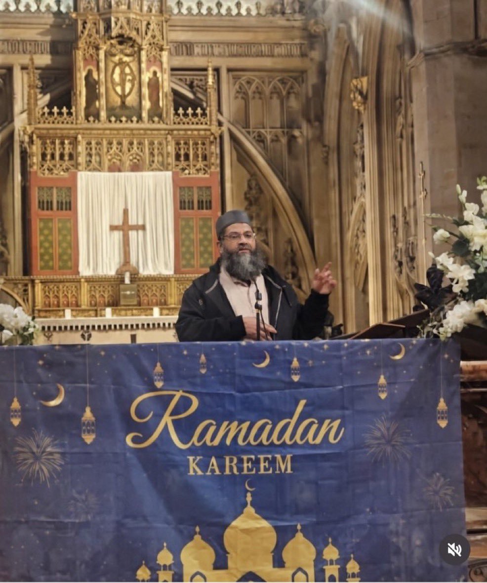julianbond12's tweet image. Good to see Christians and Muslims celebrating together. #Lent #Ramadan