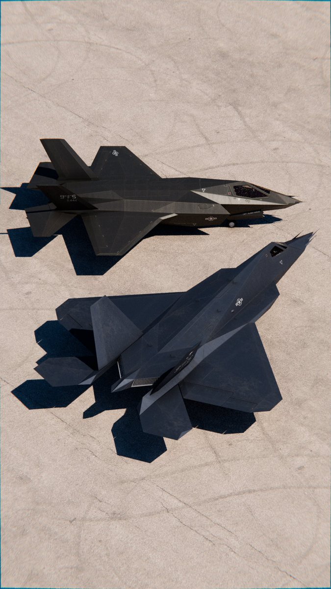 ollys_aviation's tweet photo. F-135 NIGHT LIGHTNING by @ollys_aviation #stealth https://t.co/eGNT1wf5Ky