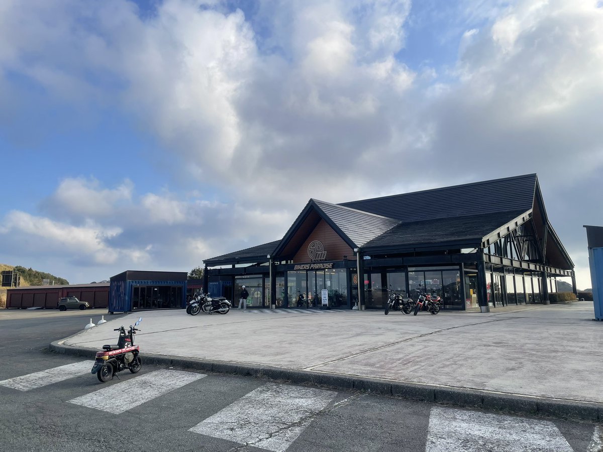 おっさんΦ tweet media