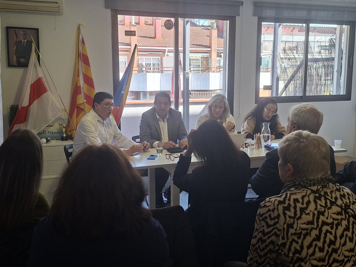 Ponència d’organització

S’aprova la ponència d’organització
Defensada pel secretari d’organització, Josep Vidal, fixa les bases per enfortir l’estructura i el funcionament del partit.

Més organització, més fortalesa.