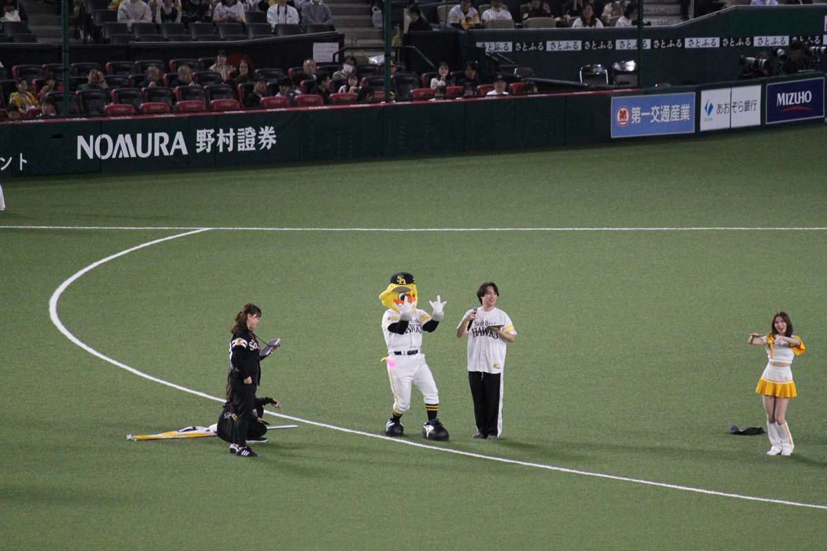 nmkpktr's tweet photo. ゆいとちゃんと野球観戦してきたよ！手厚くもてなして頂いたありがとう…🫶一眼レフめちゃくちゃ活用した https://t.co/ff6pMvwjgj