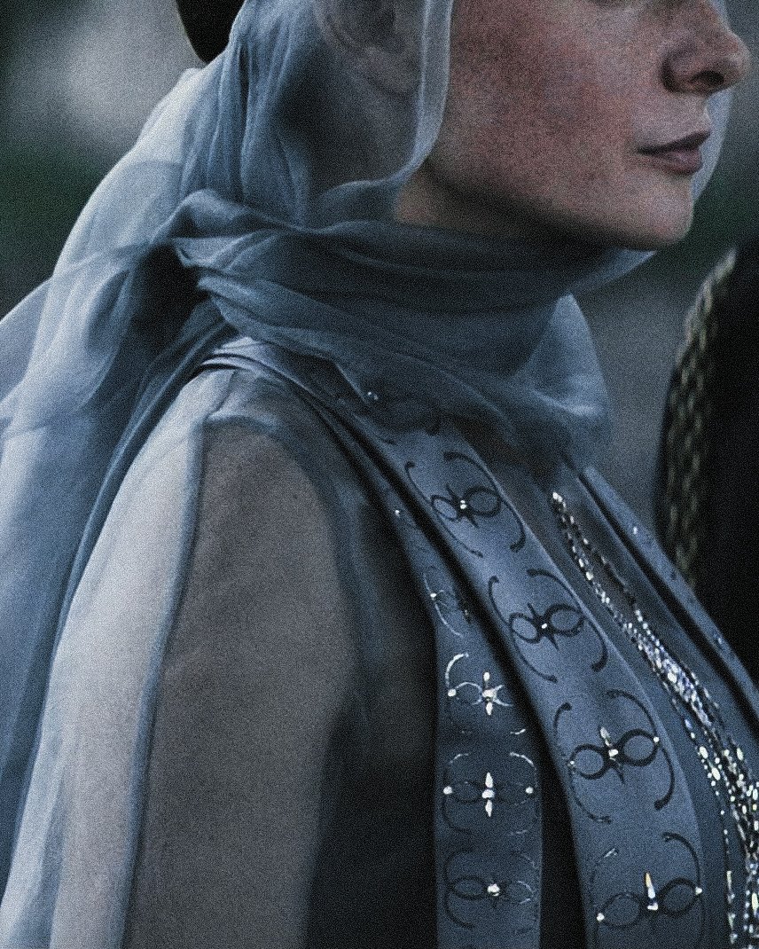 jessletoneckgrab tweet media