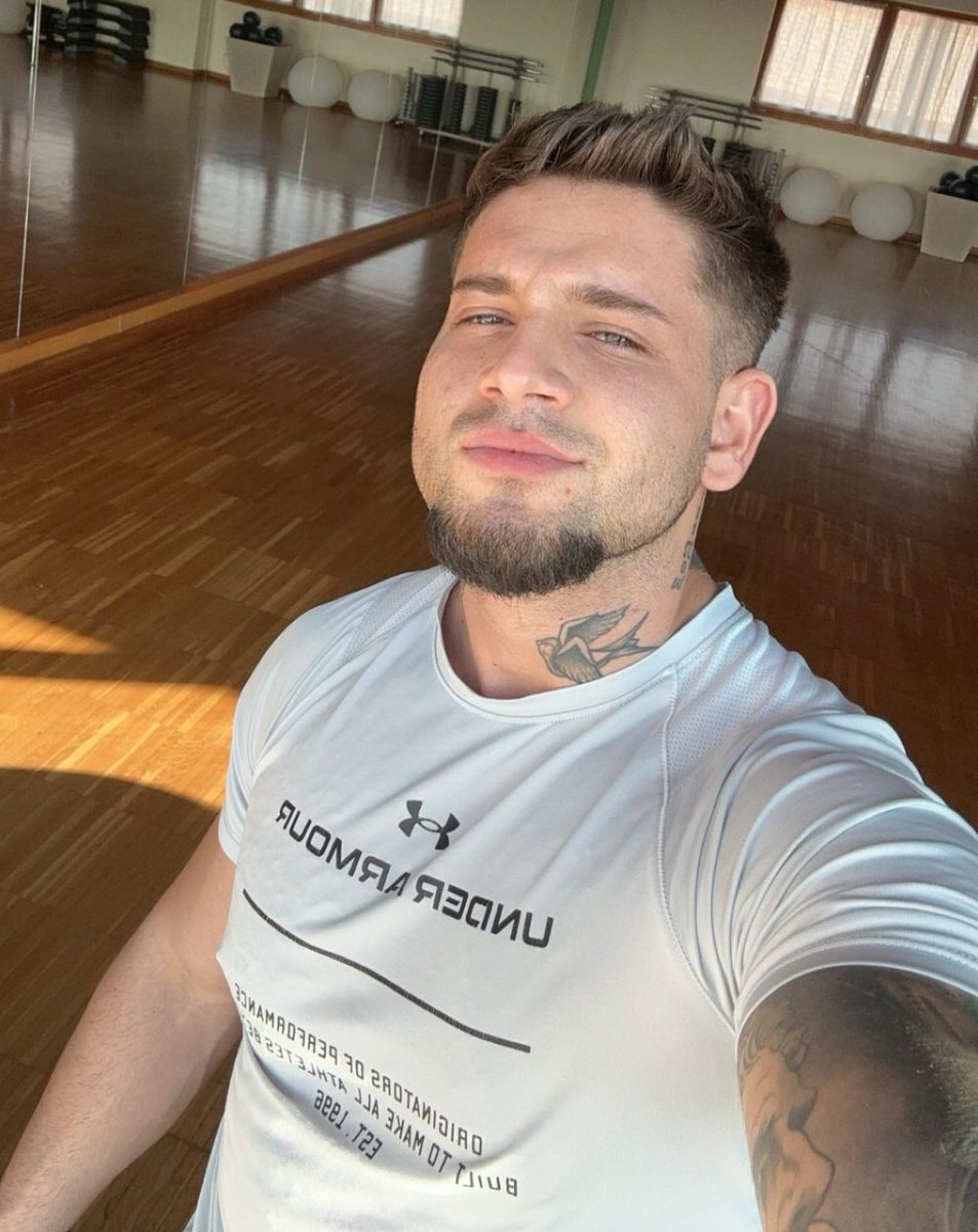 liam papi tweet media