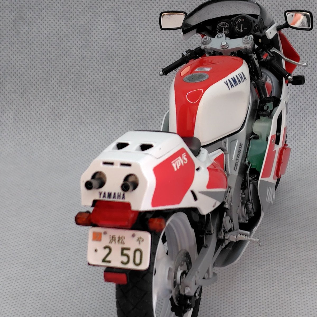 傳(でん) tweet media