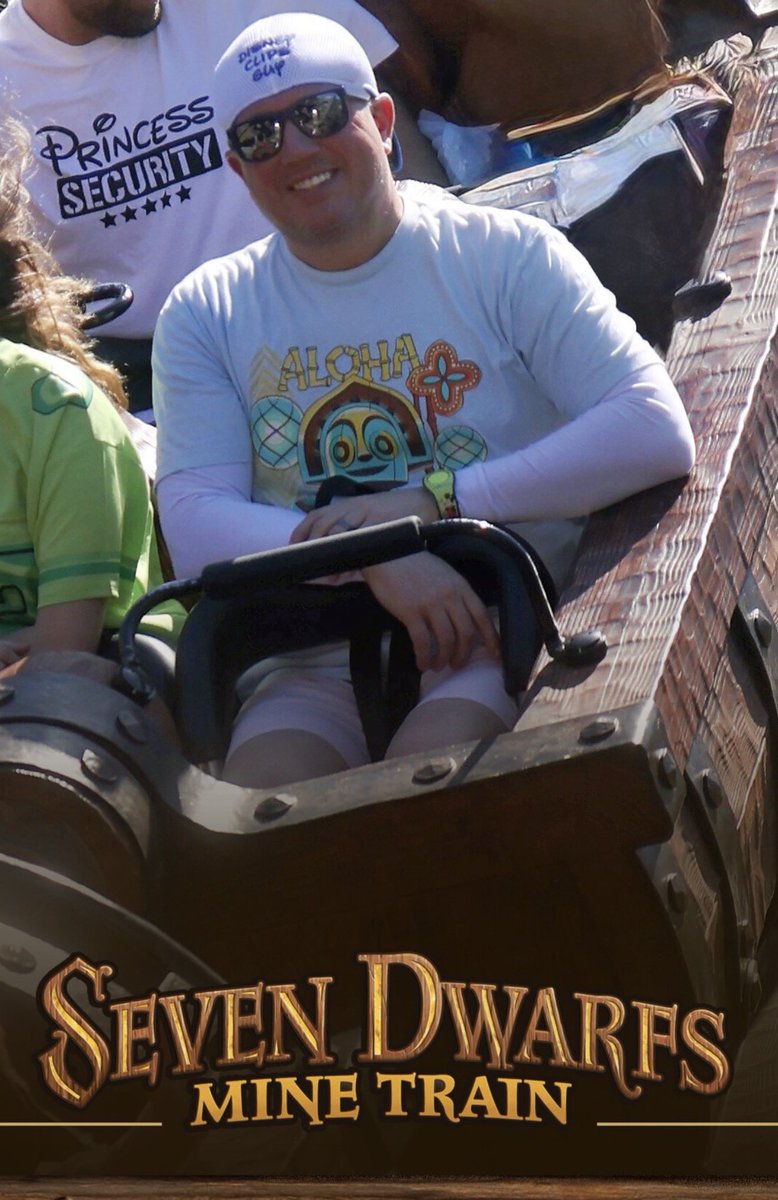 DisneyClipsGuy tweet media