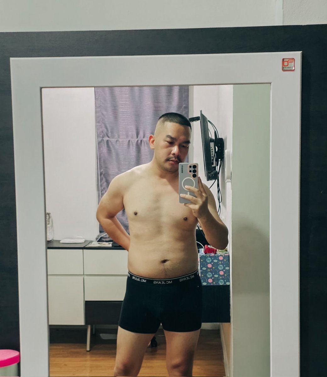Find x:ต้าวอ้วน tweet media