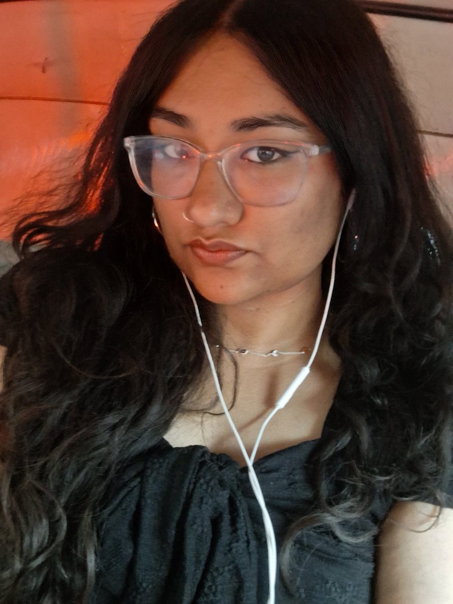 aisha 🐭 tweet media