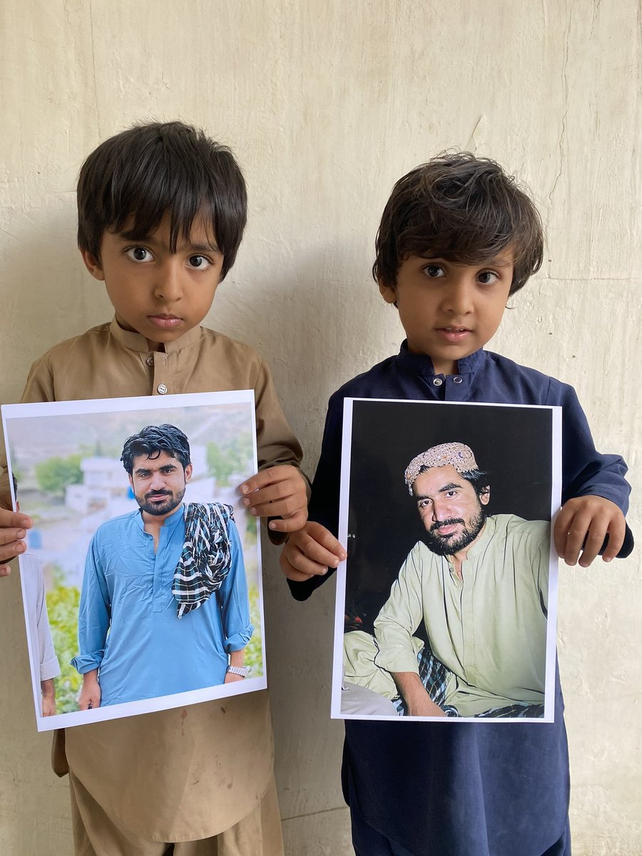 pitafiibaluch's tweet photo. Five months have passed since LEAs took Hakim Baloch—he is still missing.Behind him, a mother sheds prayers and tears,and three sisters, who should have been laughing on Eid,now spend their days in silence, drowned in grief,making posters of hope, longing for his return.. https://t.co/I3XPpq3nFV