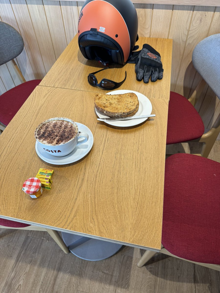 Michael Grumpy MP 😎 🏍️ tweet media