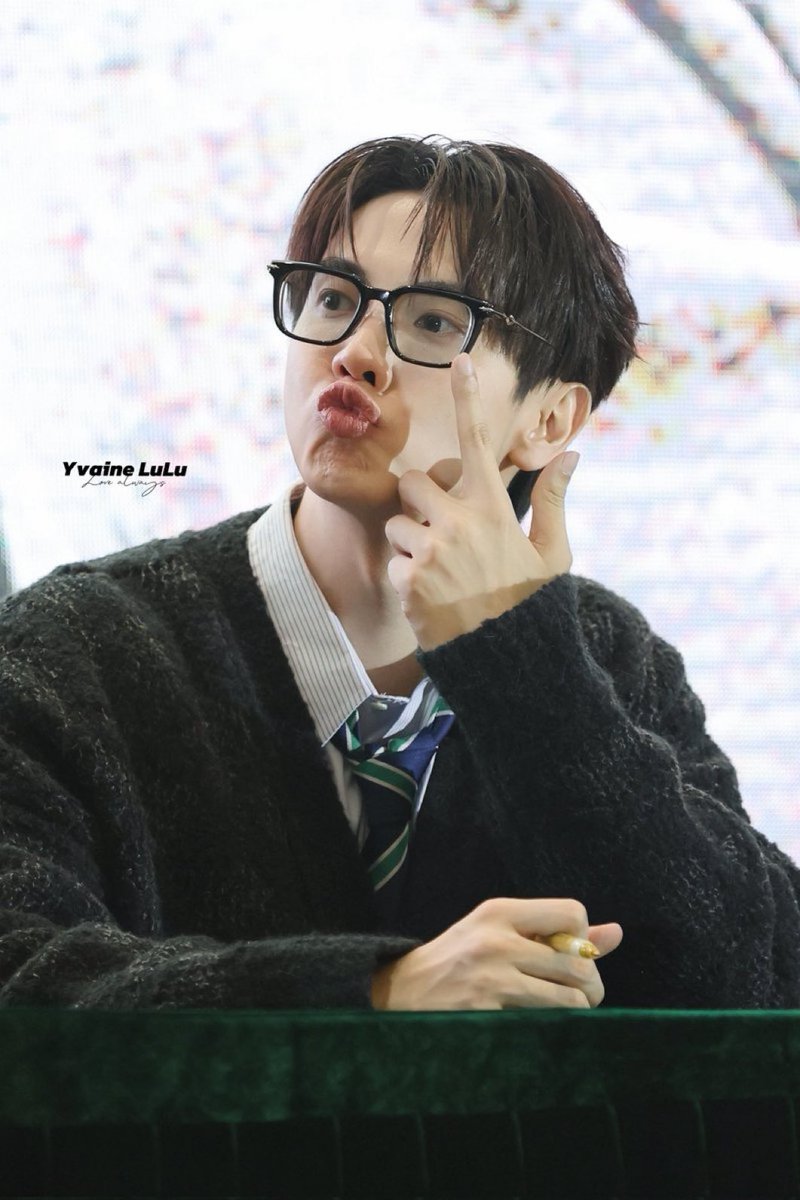 MAXKYRP TREND tweet media