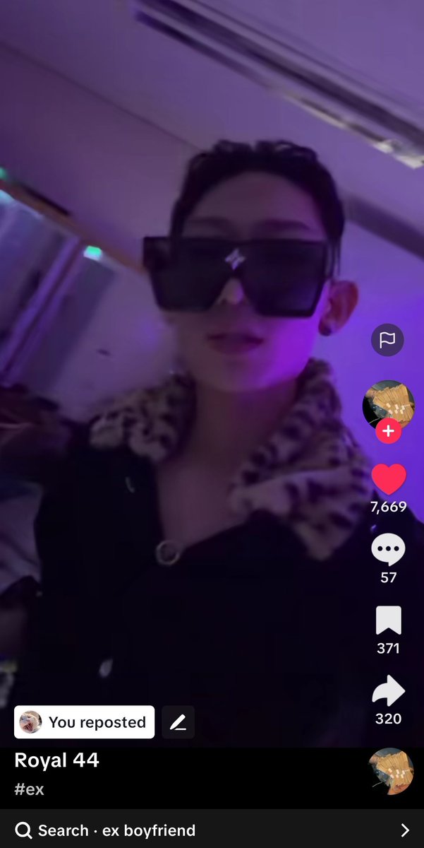 smgwaras's tweet image. #ex? ex boyfriend? nowimyoung?