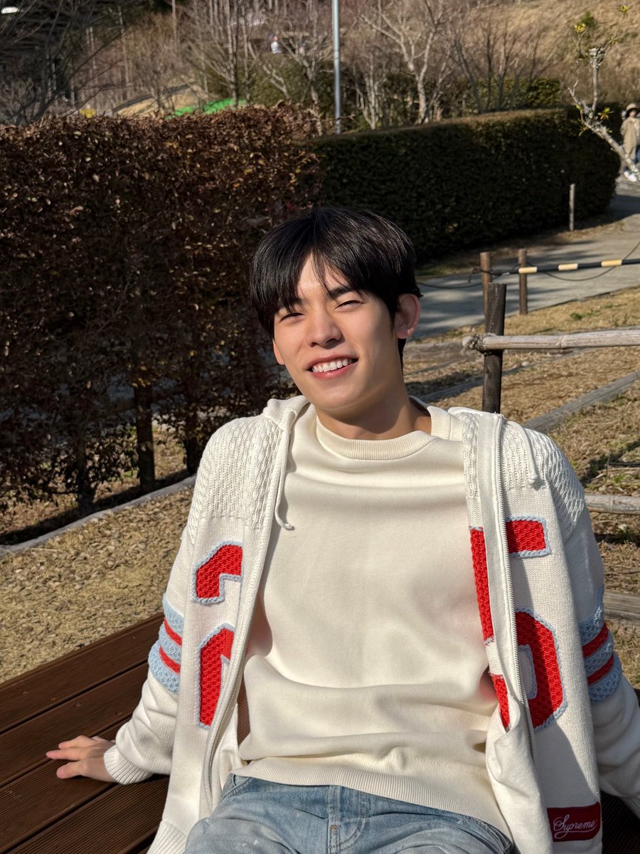 porsuppakarn tweet media