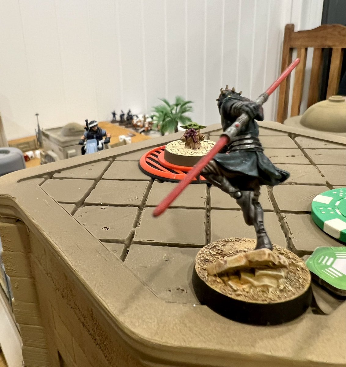 Maul and a team of Pykes move to claim a valuable asset. Opposite them, a group of rebels with armoured support also move in, their motivations unknown. The asset was guarded by a tenacious droid and skilled Mando. After a violent struggle, the Shadow Collective prevailed #SWL