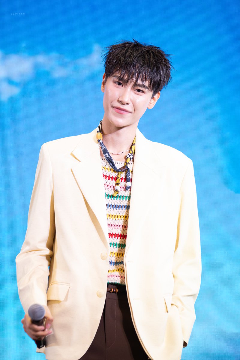 หน้าส่ง ผมส่ง ขุดส่ง ผมให้เลยวันนี้ 😎

JUNIORMARK AT SUMMER THE MALL BANGKAE

#THEMALLSUMMER2026xJUNIORMARK
#junniorrs <a href="/jnnrrs/">คุณทิมพัสดุตกค้าง 😈 (จัมโบ้gmm) P'Tim 🚨</a> : ◡̈ 𓂃𓈒 ꙳