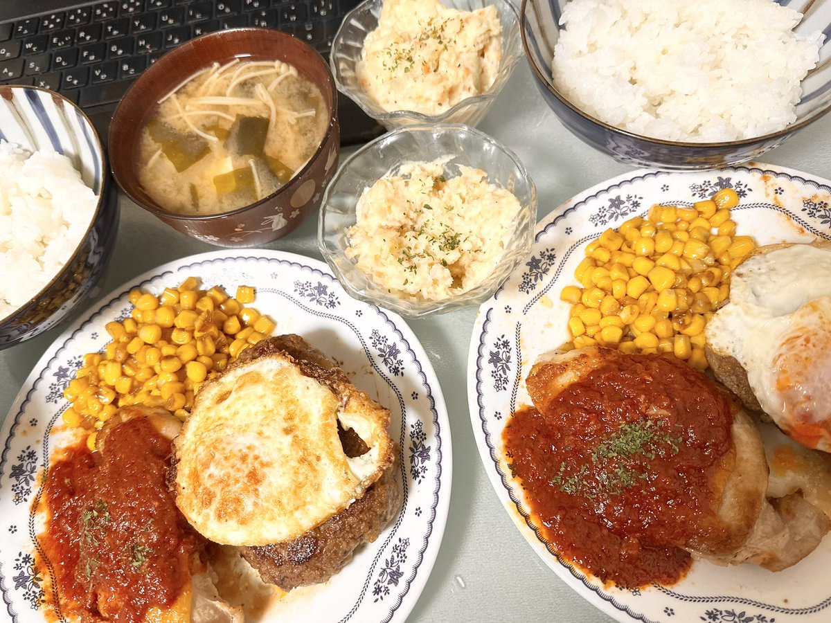 𝒮ℴ𝓅𝒽𝒾𝒶 tweet media