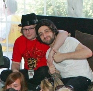 drzenzebrine's tweet image. a photo of patrick wearing the red shirt from the joetrick photo™