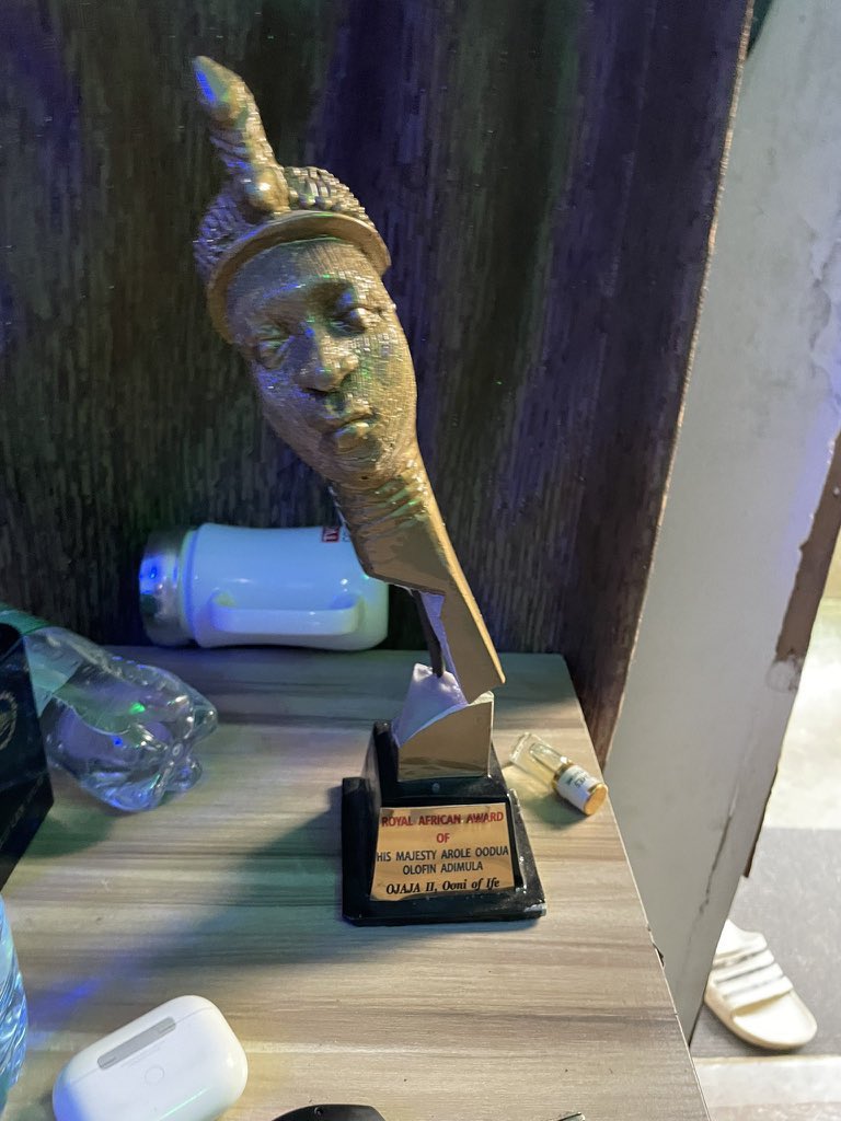 𝐈𝐜𝐡𝐢𝐞 𝐊𝐥𝐚𝐮𝐬𝐞𝐧𝐛𝐮𝐫𝐠 tweet media