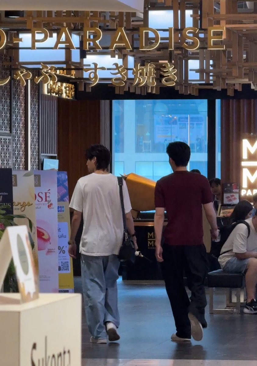 Chew ☾ tweet media