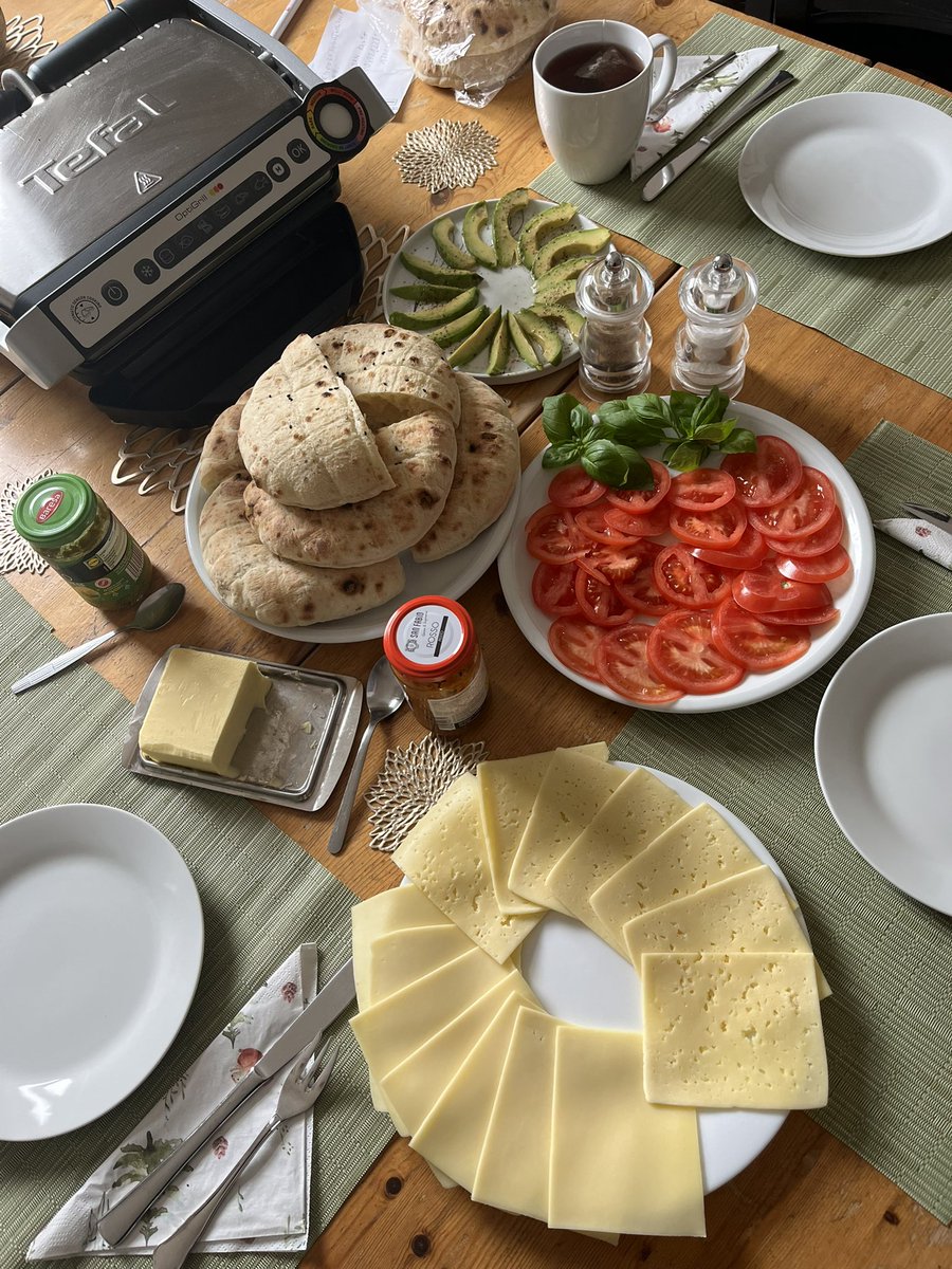 Pingüino Negro tweet media