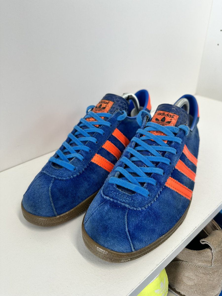 RE5 Customs tweet media