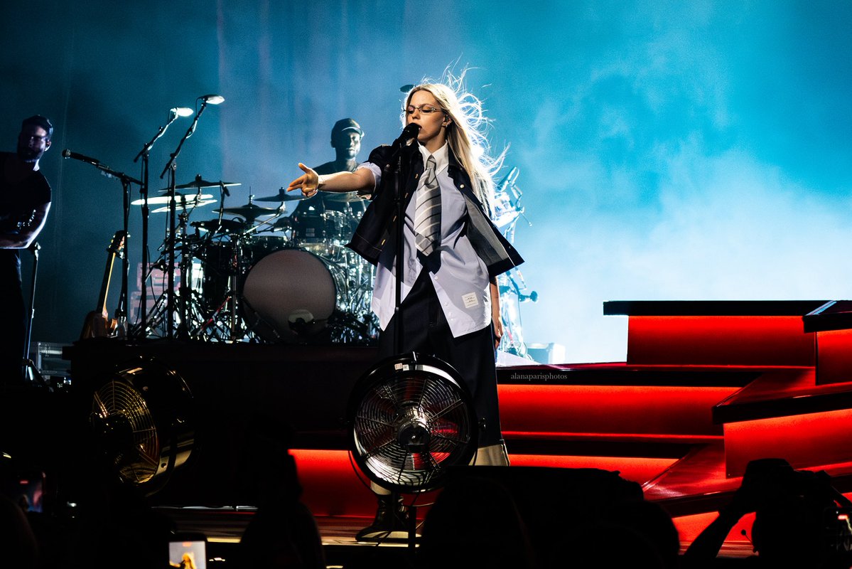 alana ❦ tweet media