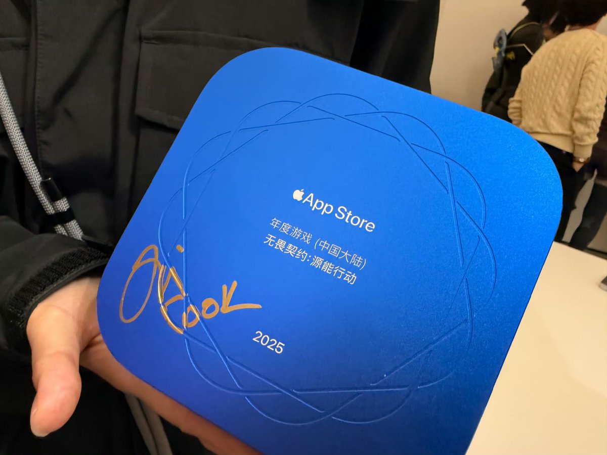 ABSOLVTE tweet media