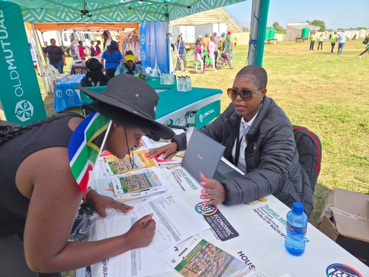 Department of Human Settlements tweet media