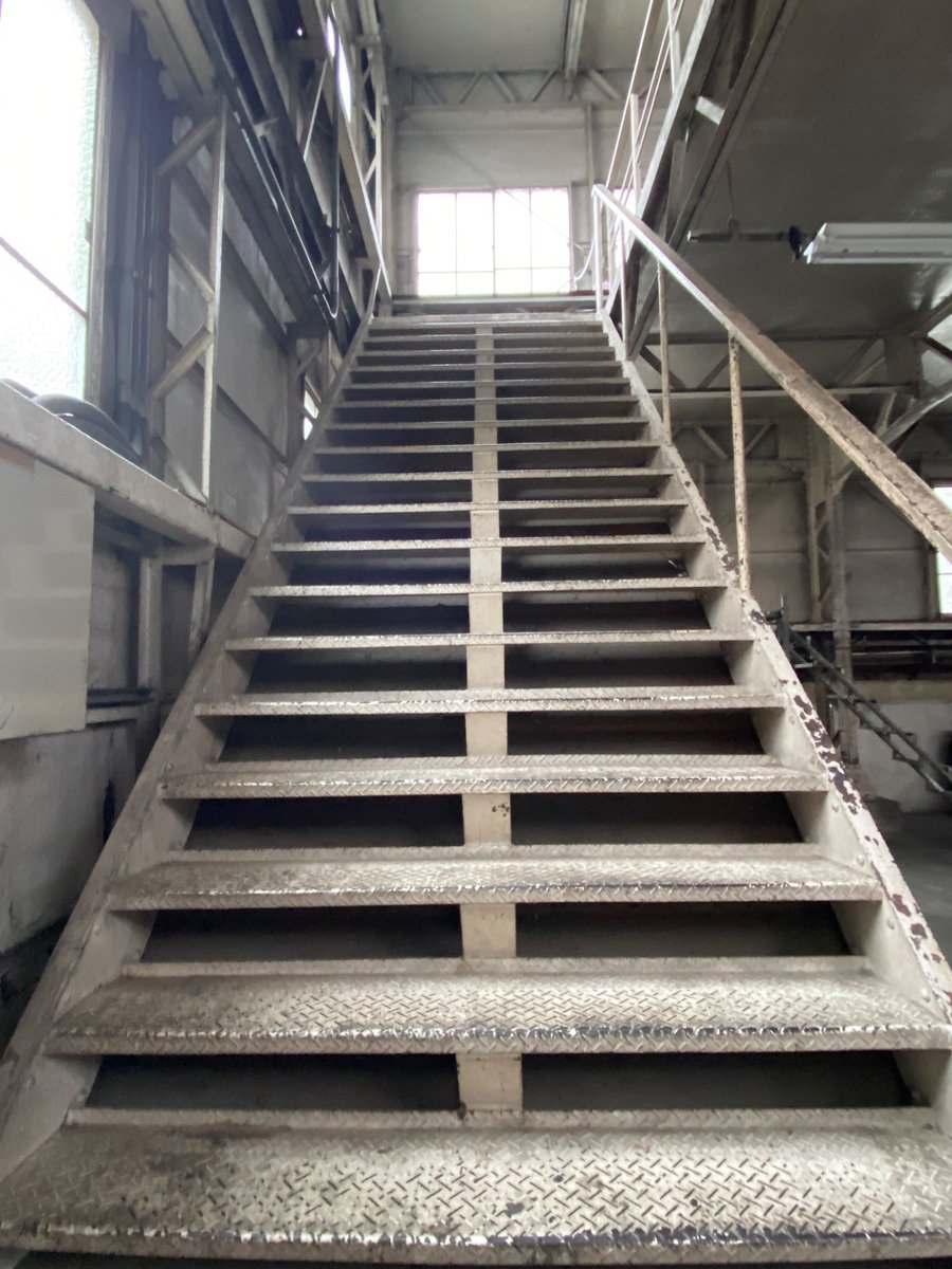 aiRuin studio(アイルーイン) tweet media