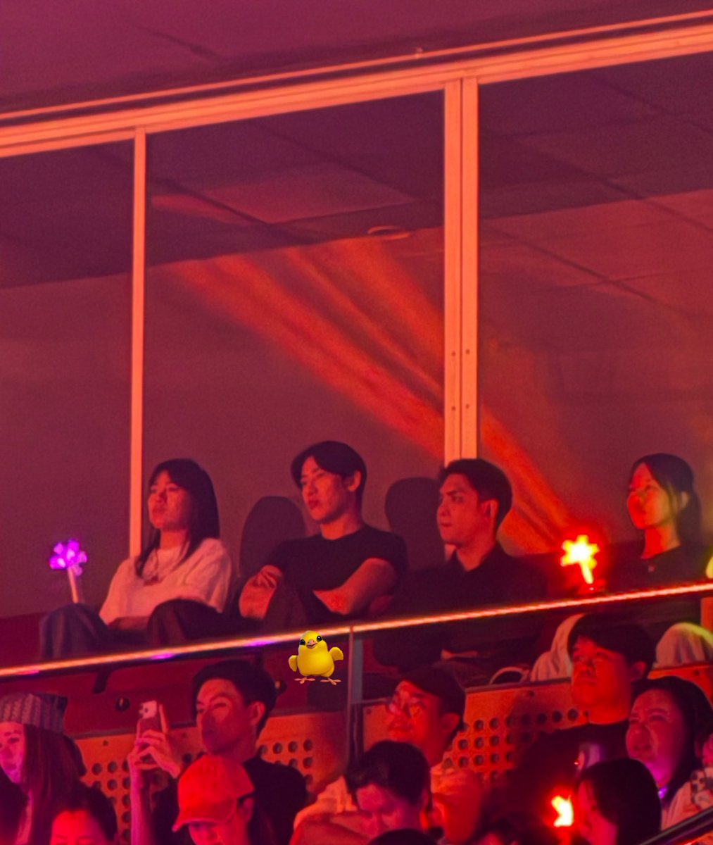 BAMBAMUNIVERSE👑 tweet media