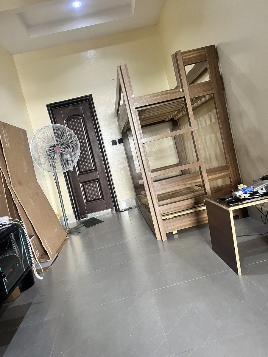 Lady Carpenter Interiors & Style tweet media