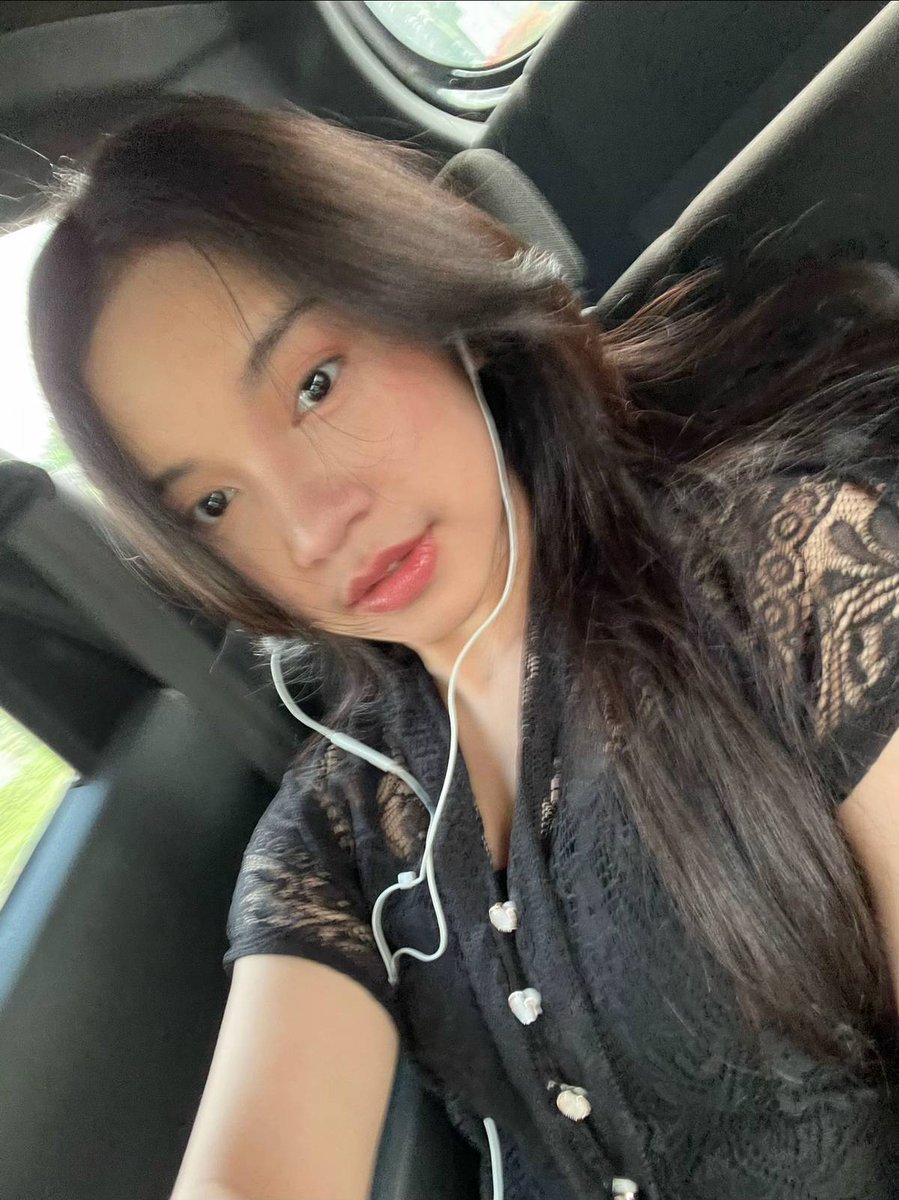 _intresse24's tweet photo. dimaafin cantikkk 🙏🏻🫠 https://t.co/PO5VSXgFpW