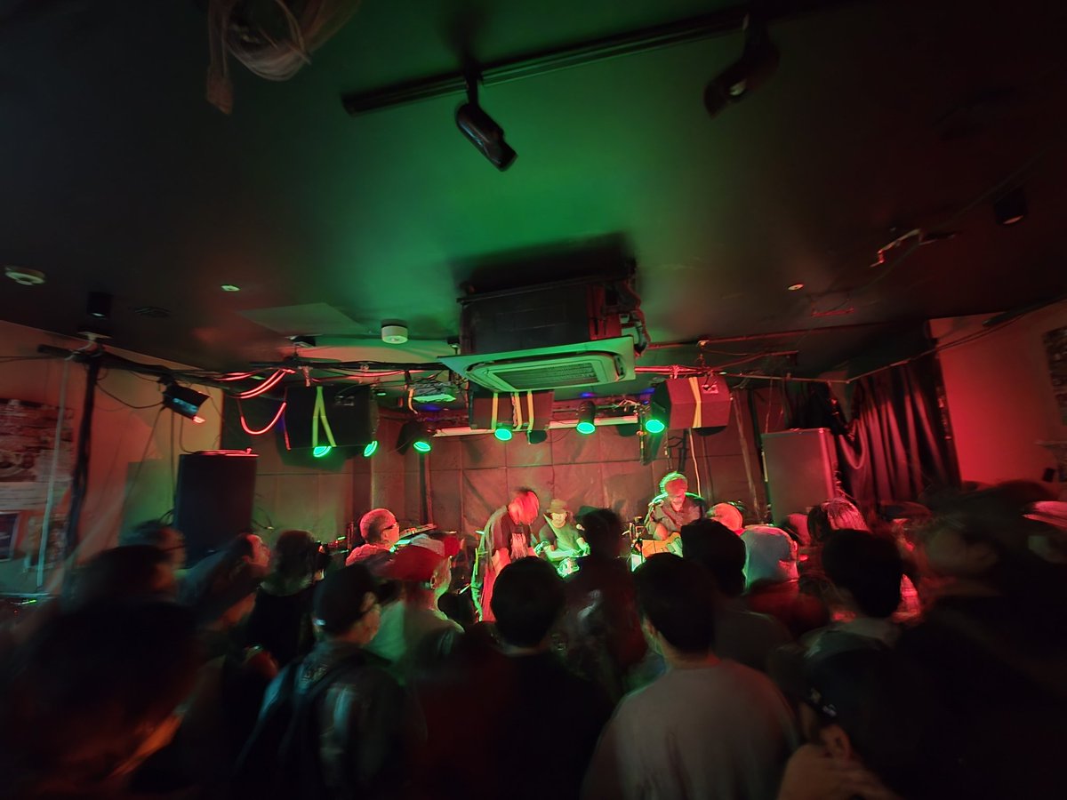 MERRY-GO-ROUND tweet media