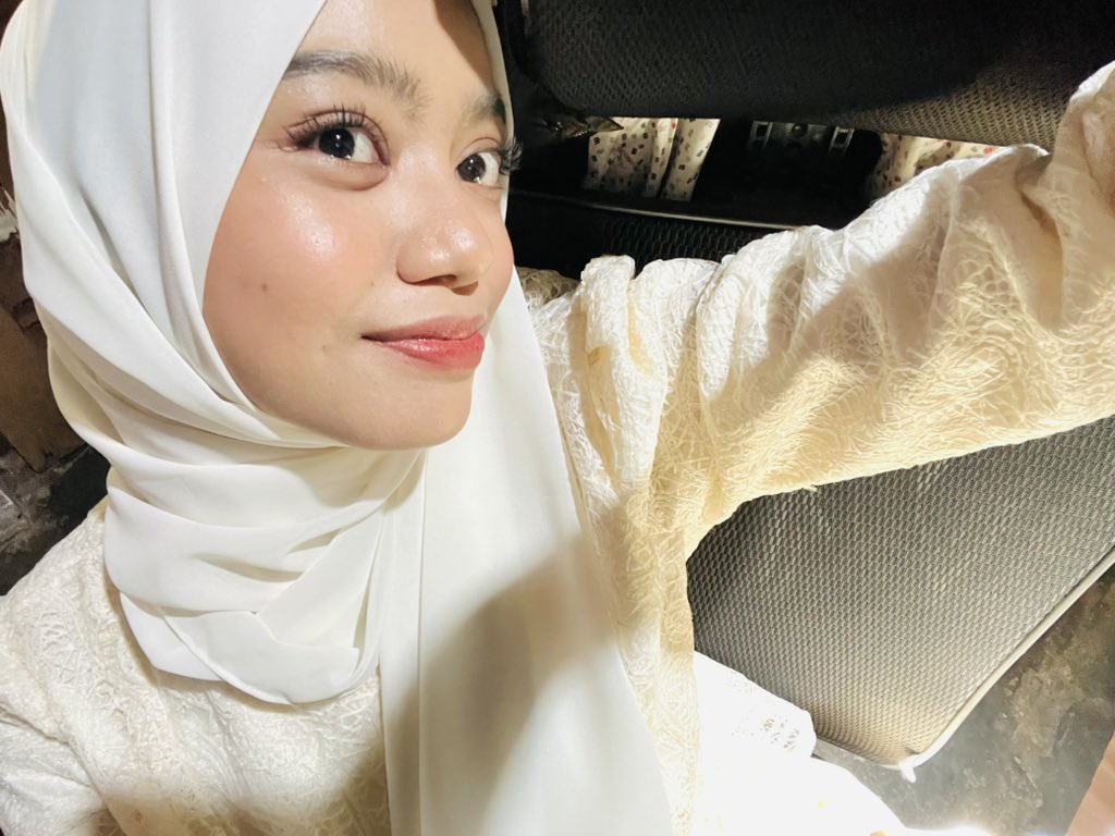 aelsacakes's tweet photo. eid! 💌 https://t.co/2wA2oH8N7b