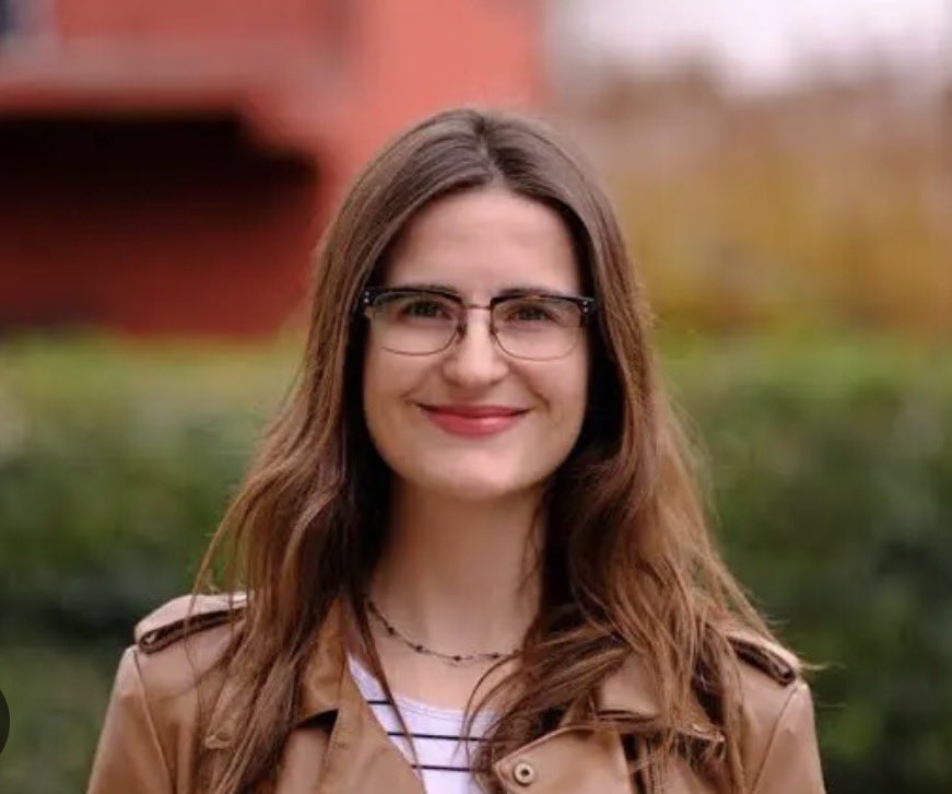 tuluslotrec's tweet photo. CDE presenta segunda querella por  fraude al fisco en administración de Emilia Ríos en Ñuñoa, militante del Frente Amplio. https://t.co/EIywiq1hCt