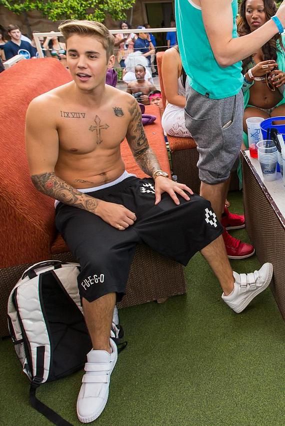 Instagram disabled my page with over 70k followers and years of hard work, and I’m honestly devastated. 💔
If you can, please follow my new page and help me rebuild. 🥺🙏 instagram.com/bieber_central