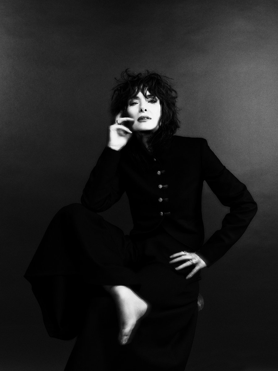 Winona Ryder Brasil tweet media