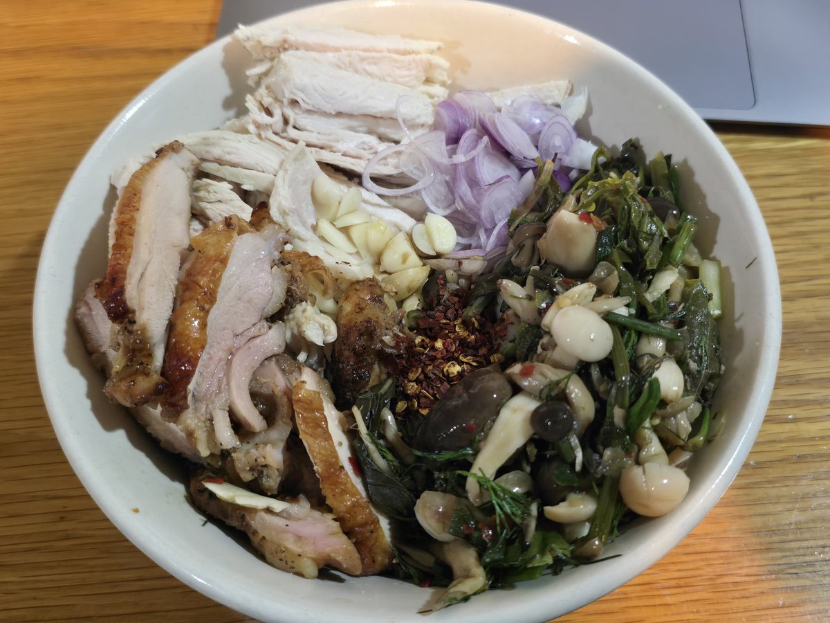 It's hamuzilar 🐺 ||| tweet media