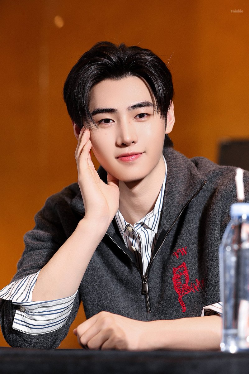 𝐓𝐰𝐢𝐧𝐤𝐥𝐞 (fan acc) tweet media