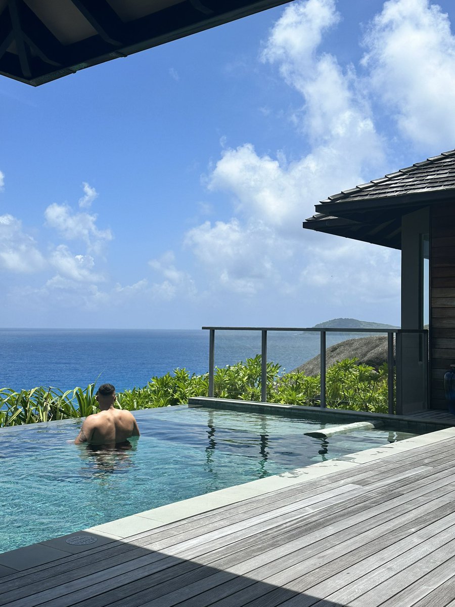 Dr. Hadi H tweet media